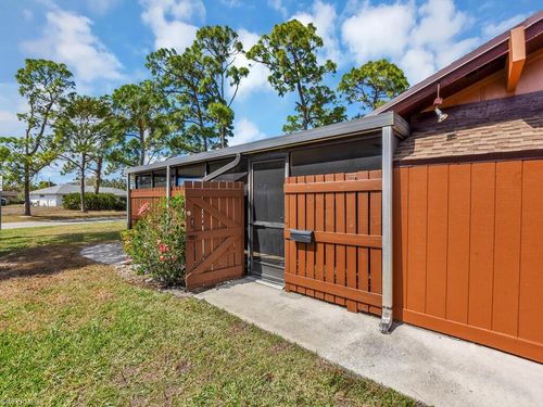 5620 Foxlake Dr, NORTH FORT MYERS, FL, 33917-5647 | Card Image