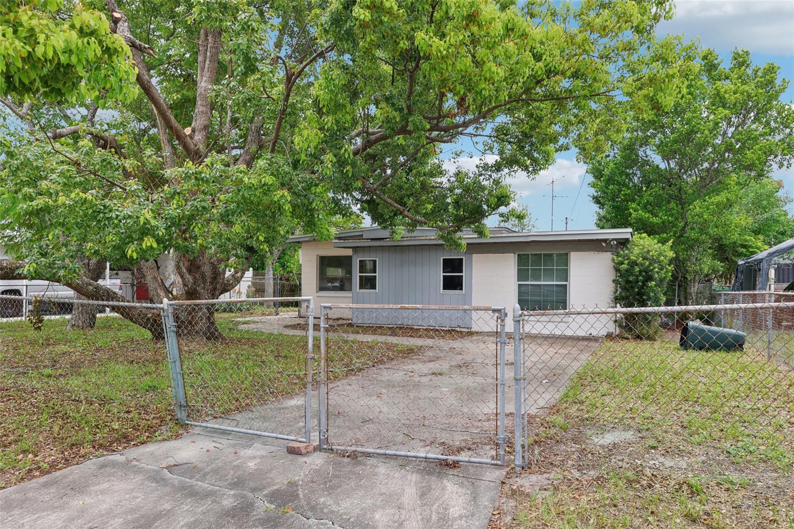 Vonderay Rd, Orlando, FL 32825