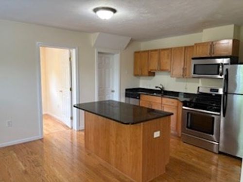 apt-3-88 N Main St, Westford, MA, 01886-1287 | Card Image