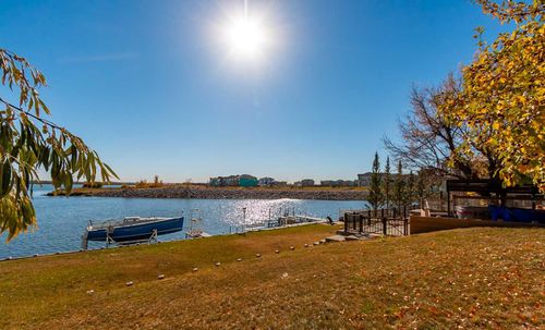 1044 W Chestermere Dr, Chestermere, AB, T1X1B7 | Card Image