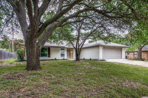 3304 Wayland Dr, Fort Worth, TX, 76133-3127 | Card Image