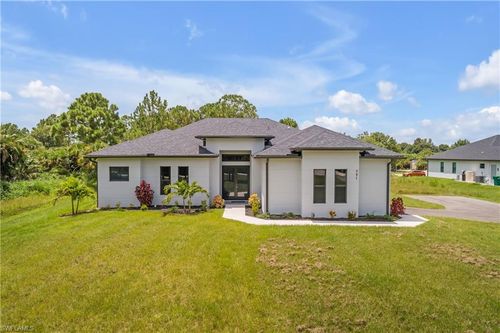 791 14th St Ne, NAPLES, FL, 34120-9405 | Card Image