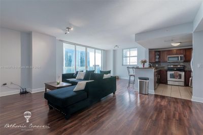 2802 - 1250 S Miami Ave, Condo with 2 bedrooms, 2 bathrooms and null parking in Miami FL | Image 1