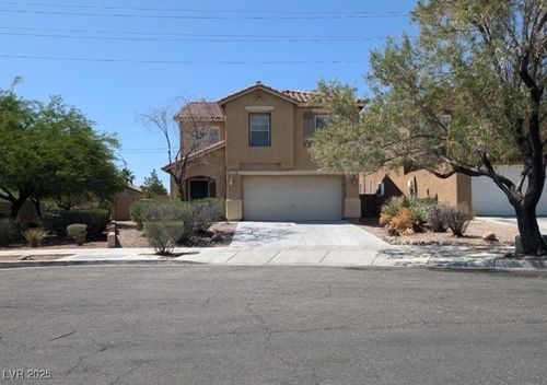 3425 Edinboro Ridge Ave, North Las Vegas, NV, 89081-6509 | Card Image