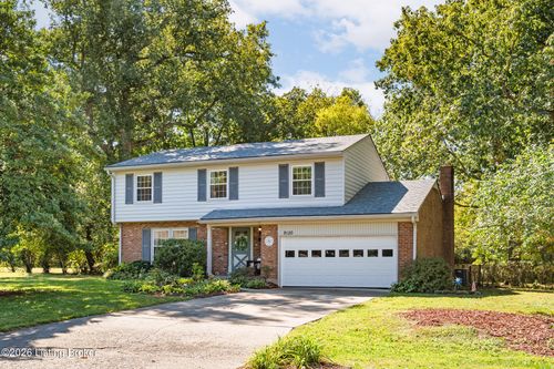 9120 Pine Lake Dr, Louisville, KY, 40220-2927 | Card Image
