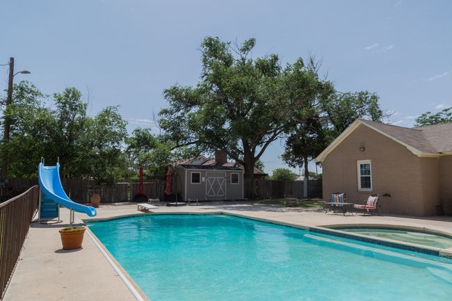 1308 W 24 Th St, House other with 4 bedrooms, 3 bathrooms and null parking in Plainview TX | Image 74