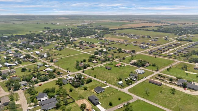 205 E South St, House other with 3 bedrooms, 2 bathrooms and null parking in Itasca TX | Image 30