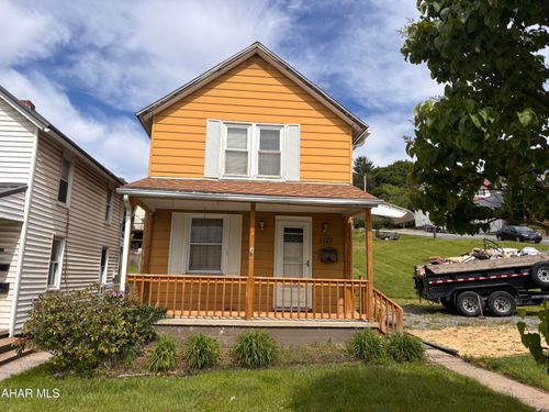 1127 N 4th Avenue, Altoona, PA, 16601 | Card Image