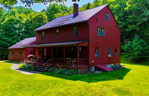 390 Zabarsky Rd, St. Johnsbury, VT, 05819-8714 | Card Image