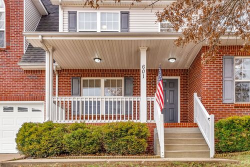 601 Winding Bluff Way, Clarksville, TN, 37040-5761 | Card Image