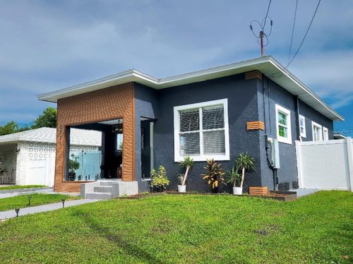 2711 W Cordelia St, TAMPA, FL, 33607-1911 | Card Image