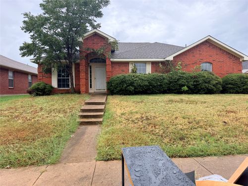 437 Kimmel Dr, Cedar Hill, TX, 75104-5020 | Card Image