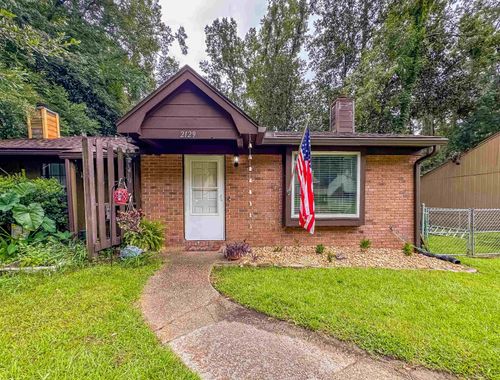 2129 Victory Garden Ln, Tallahassee, FL, 32301-8507 | Card Image