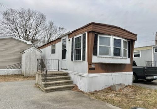 738 Forest Avenue Mobile Home Park, Middletown, RI, 02842 | Card Image