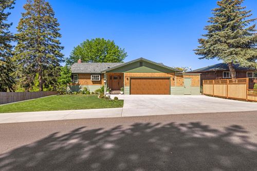 1528 Tamera Dr, Klamath Falls, OR, 97603-4180 | Card Image