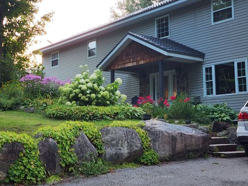 280 Private St, Gravenhurst, ON, P1P0E8 | Card Image