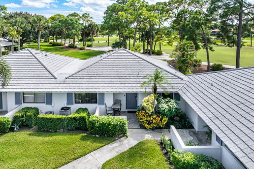 526 Club Dr, Palm Beach Gardens, FL, 33418-7078 | Card Image