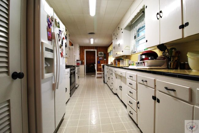 400 Main St, House other with 3 bedrooms, 1 bathrooms and null parking in Hooks TX | Image 12