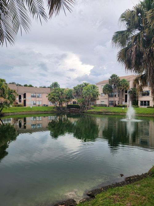 7209-2946 S University Dr, Davie, FL, 33328-1456 | Card Image