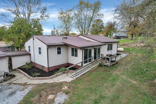 17853 Waterford Rd, Fredericktown, OH, 43019-9558 | Card Image