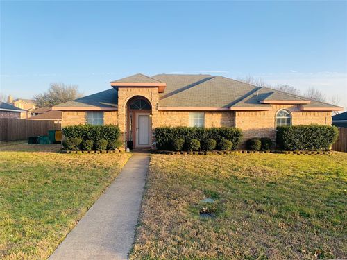 702 Kristi Ln, Cedar Hill, TX, 75104-2810 | Card Image