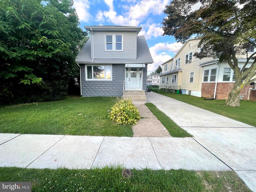 Garfield Ave, Folcroft, PA 19032