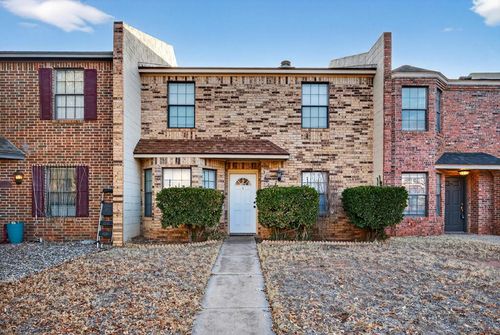 3222 Preston Dr, Midland, TX, 79707-5223 | Card Image