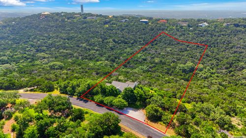 9846 Cash Mountain Rd, Helotes, TX, 78023-3800 | Card Image