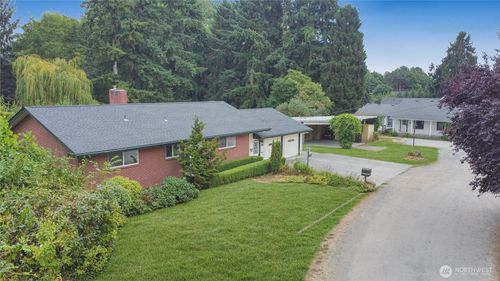 302 Ferry St, Burlington, WA, 98233-2015 | Card Image