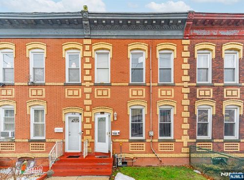 840 Grove St, Elizabeth, NJ, 07202-3309 | Card Image