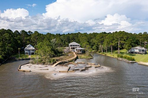 7921 Bay Shore Dr, Elberta, AL, 36530-5601 | Card Image