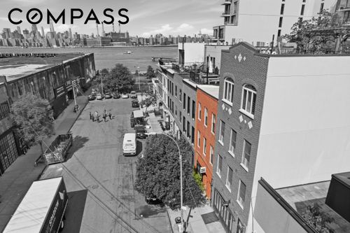 29 Greenpoint Ave, Brooklyn, NY, 11222-1514 | Card Image