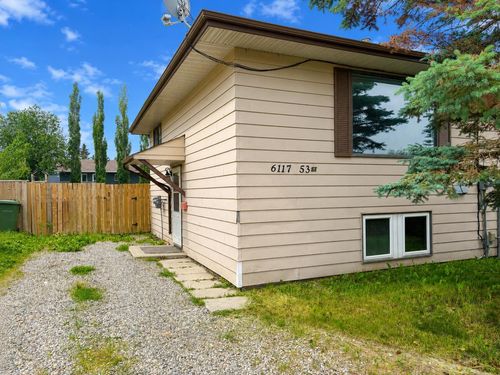 6117 53 St, Olds, AB, T4H1L2 | Card Image