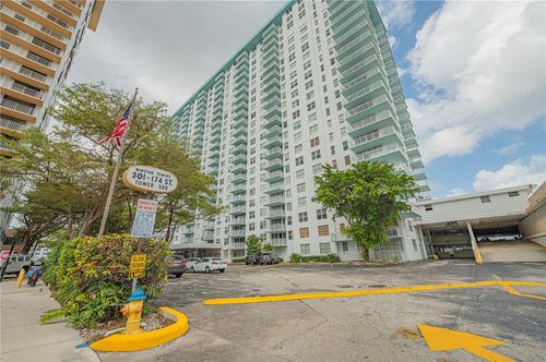 apt-2317-301 174th St, Sunny Isles Beach, FL, 33160-3288 | Card Image