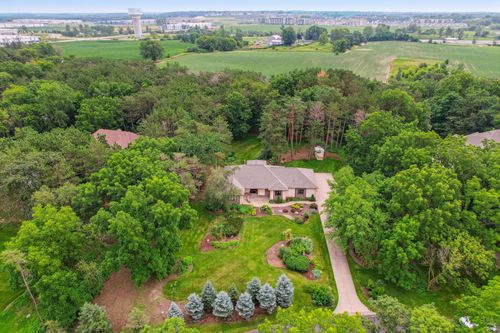 10791 3rd Street Pl N, Lake Elmo, MN, 55042-9692 | Card Image