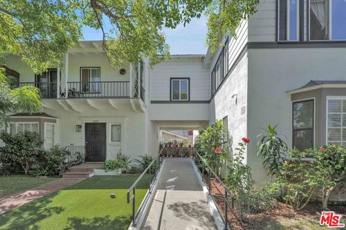 2452 W 18th, Los Angeles, CA, 90019 | Card Image