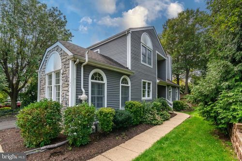 142 Summerhill Ct, NEW HOPE, PA, 18938-1041 | Card Image