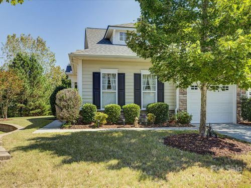 546 Pine Links Dr, Tega Cay, SC, 29708-7204 | Card Image