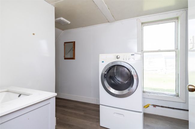 205 Jefferson St, Home with 3 bedrooms, 1 bathrooms and null parking in Carlisle IA | Image 13