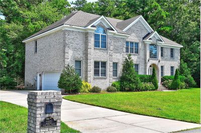 2212 Rose Hall Drive, House other with 6 bedrooms, 4 bathrooms and null parking in Virginia Beach VA | Image 2