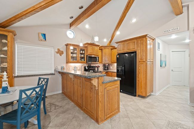 712 E Clam Circle, House other with 2 bedrooms, 2 bathrooms and null parking in Port Isabel TX | Image 10