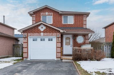 36 Ginger Dr, House other with 3 bedrooms, 2 bathrooms and 5 parking in Barrie ON | Image 1