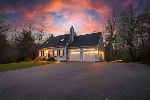 58 Fuller Shores Rd, Lakeville, MA, 02347-2401 | Card Image