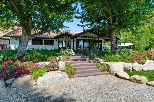 37547 Glen Rd, Yucaipa, CA, 92399 | Card Image