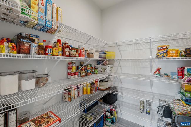 B - 802 Wesley Ln, Condo with 3 bedrooms, 3 bathrooms and null parking in CHARLOTTESVILLE VA | Image 11