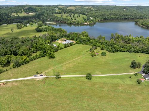 364 Lakewood Dr, Green Forest, AR, 72638 | Card Image