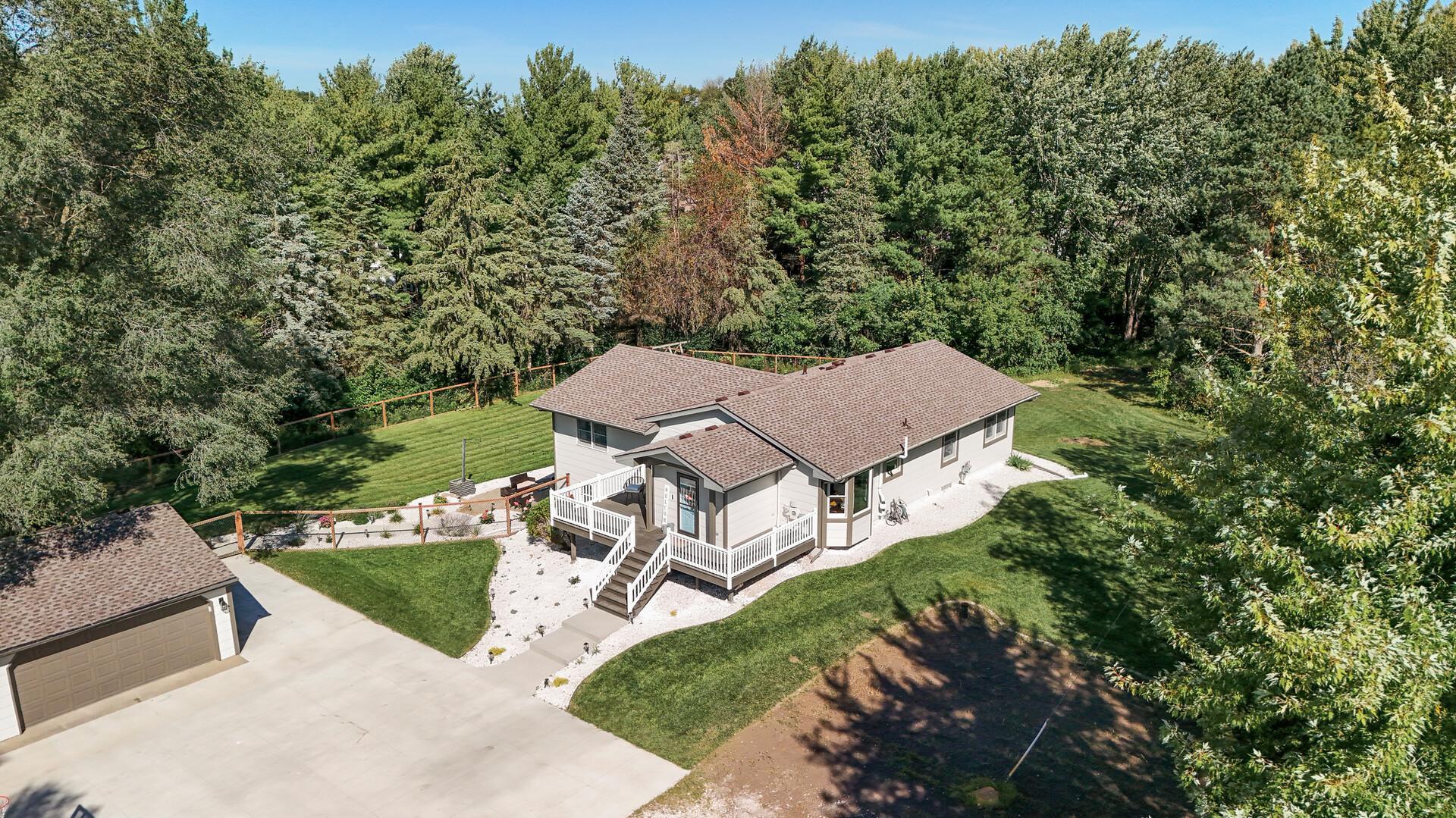 Wedgewood Ln, Prior Lake, MN 55372