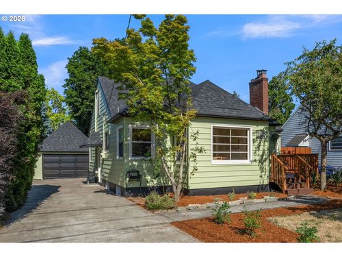 1801 Ne 65th Ave, Portland, OR, 97213-4808 | Card Image