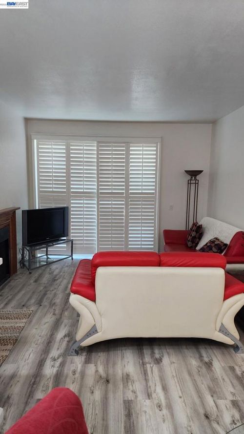 apt-212-3390 Baywood Ter, Fremont, CA, 94536-7418 | Card Image