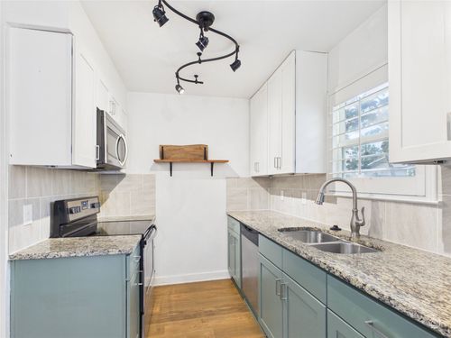 107-6211 Manor Rd, Austin, TX, 78723-3742 | Card Image